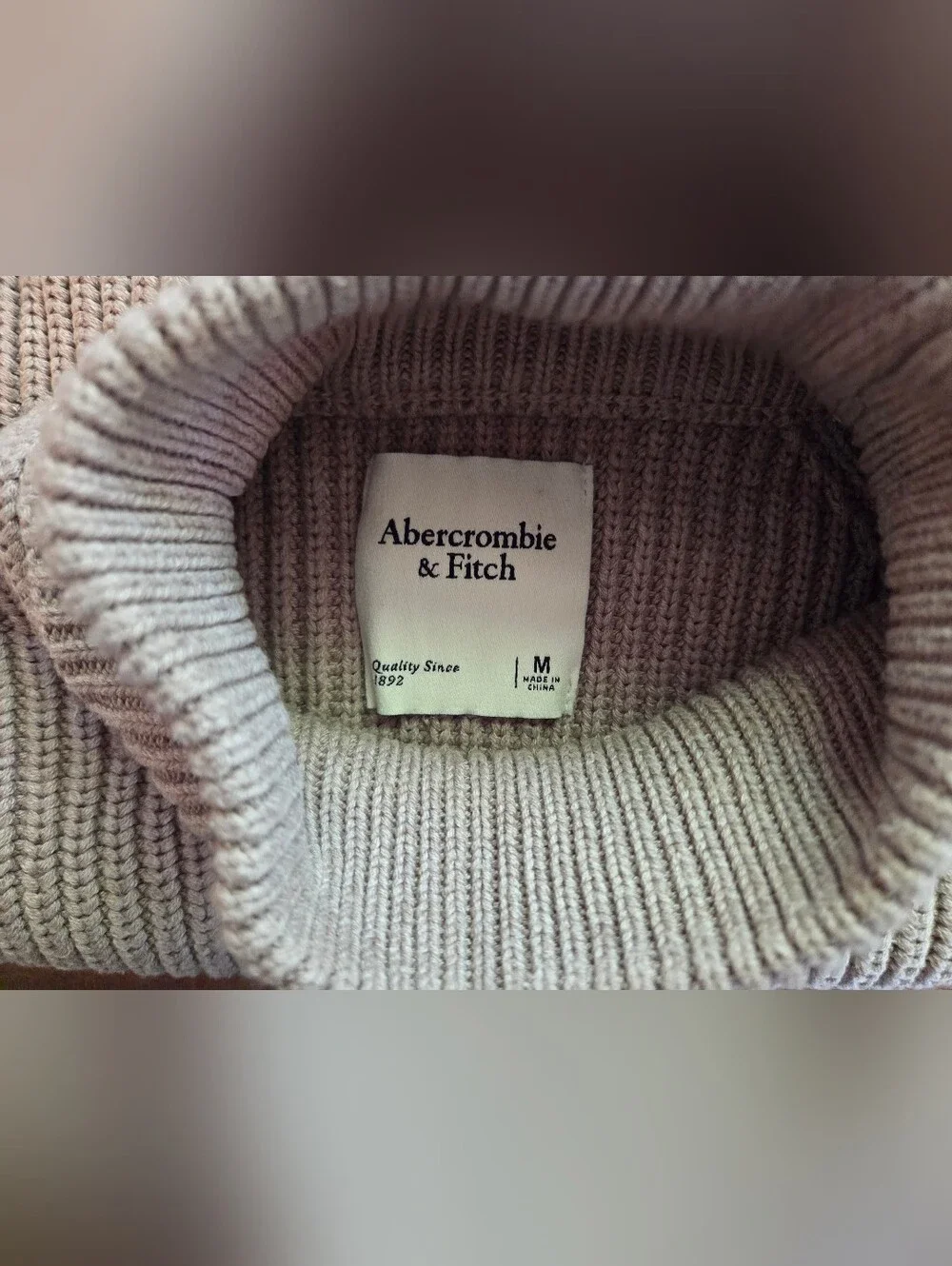 Abercrombie & Fitch Ribbed Turtleneck Sleeveless Sweater - Light Beige - Medium